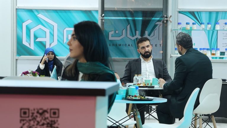 آسان‌کِم - نمایشگاه رنگ و رزین ۱۴۰۱